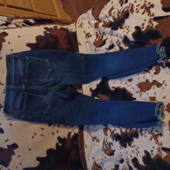 WAX JEAN, LOS ANGELES CA. WOMENS JEANS SIZE 3/26. BUTTON UP FLY, DISTRES… - Picture 5 of 9